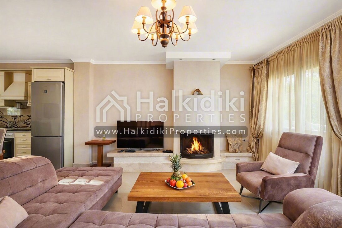 Villa in Pallini Municipal Unit, Macedonia and Thrace, Greece 2 - 11865157