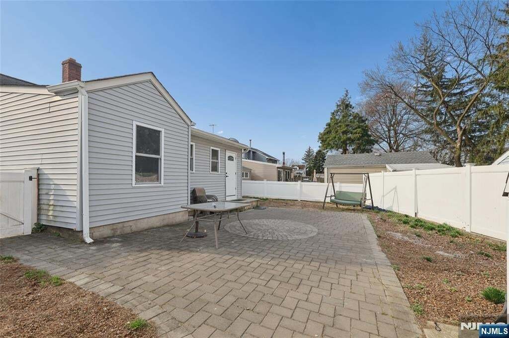 Farm Ranch in Rutherford, New Jersey, United States 5 - 18182230