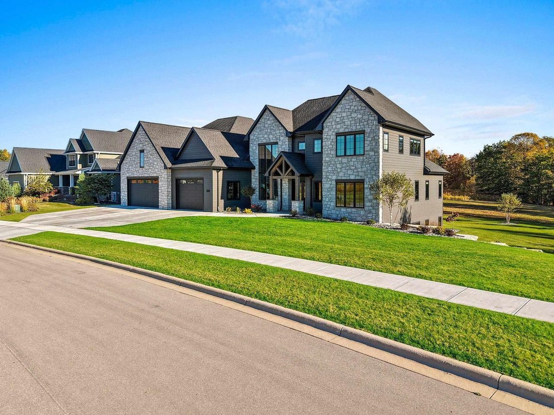 House in De Pere, Wisconsin, United States 2 - 18184966