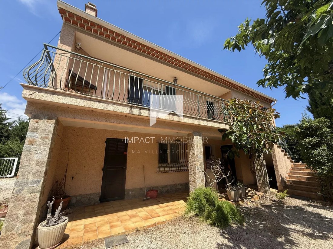 House in Hyeres, Provence-Alpes-Côte d'Azur, France 1 - 18182448