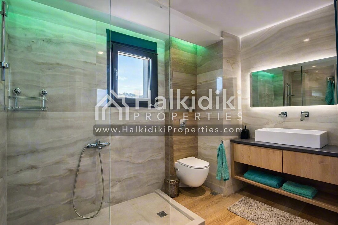 Villa in Pallini Municipal Unit, Macedonia and Thrace, Greece 5 - 18182687