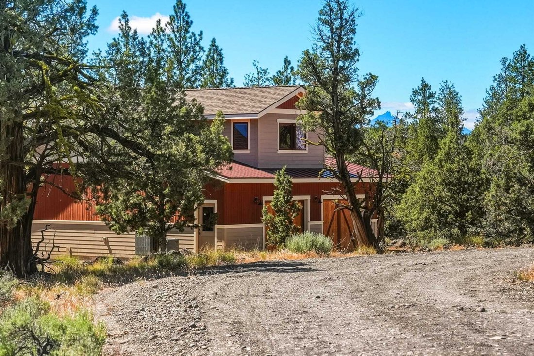House in Sisters, Oregon, United States 3 - 18185281