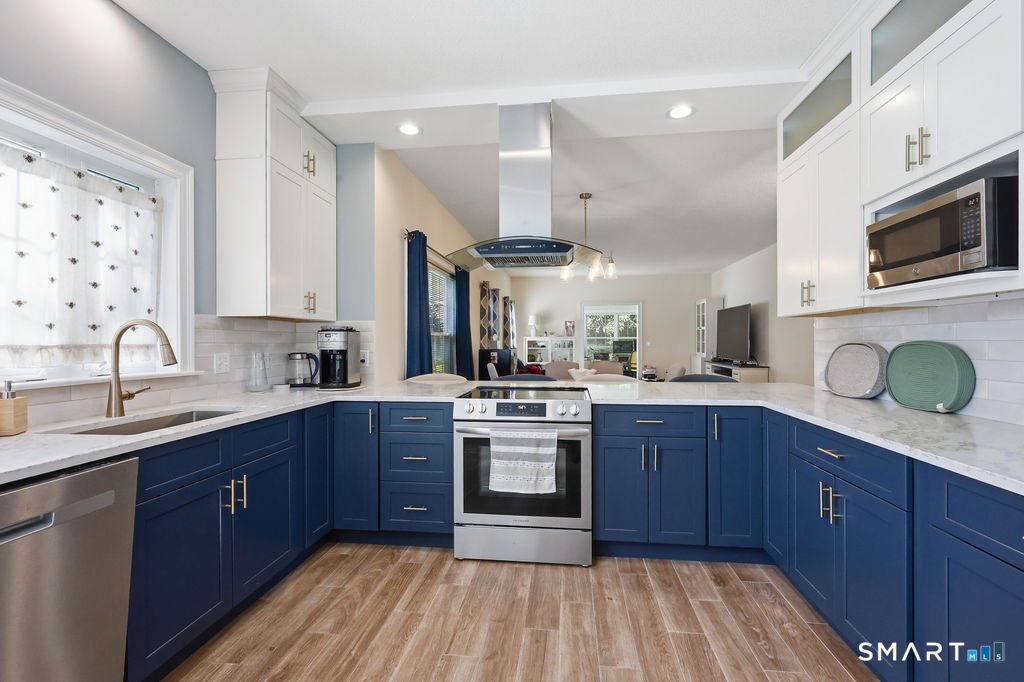 Condo in Farmington, Connecticut, United States 5 - 18184813