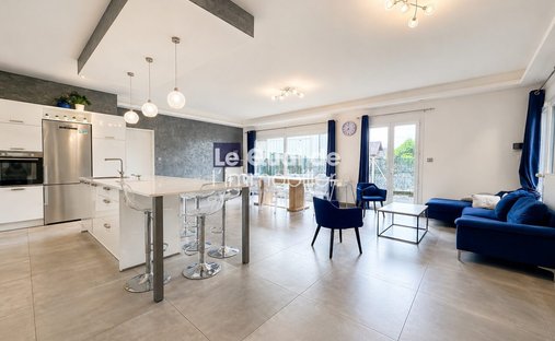 House in Italie-Jacotot, Aix-les-Bains, France 1