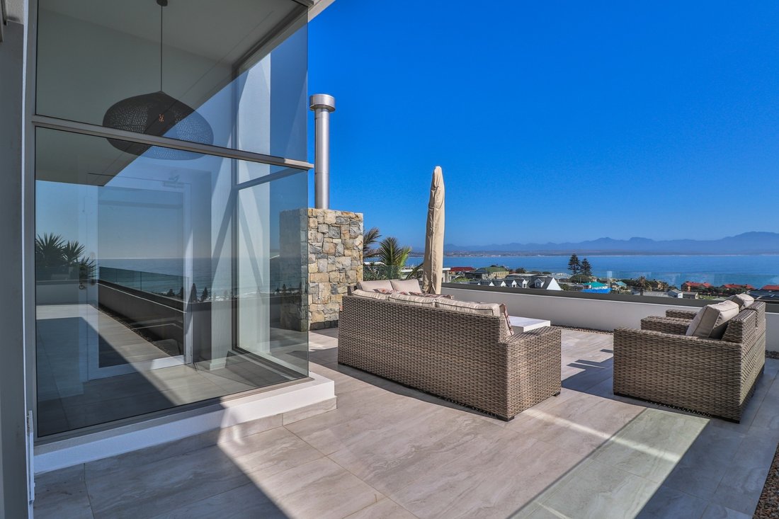 House in Mossel Bay, Western Cape, South Africa 1 - 18184023