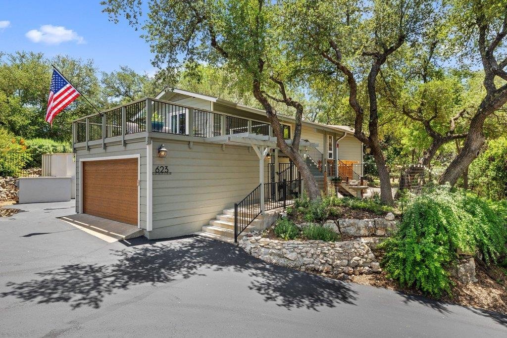 House in The Hills, Texas, United States 2 - 18184495