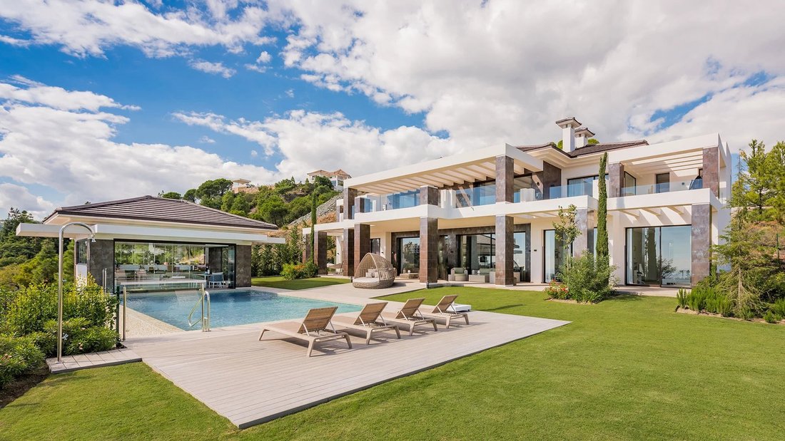 Villa in Benahavis, Andalusia, Spain 2 - 16262715