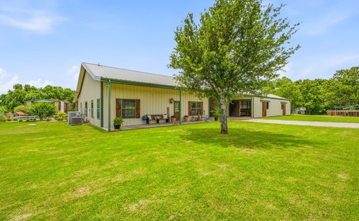 Farm Ranch in Weatherford, Texas, United States 1