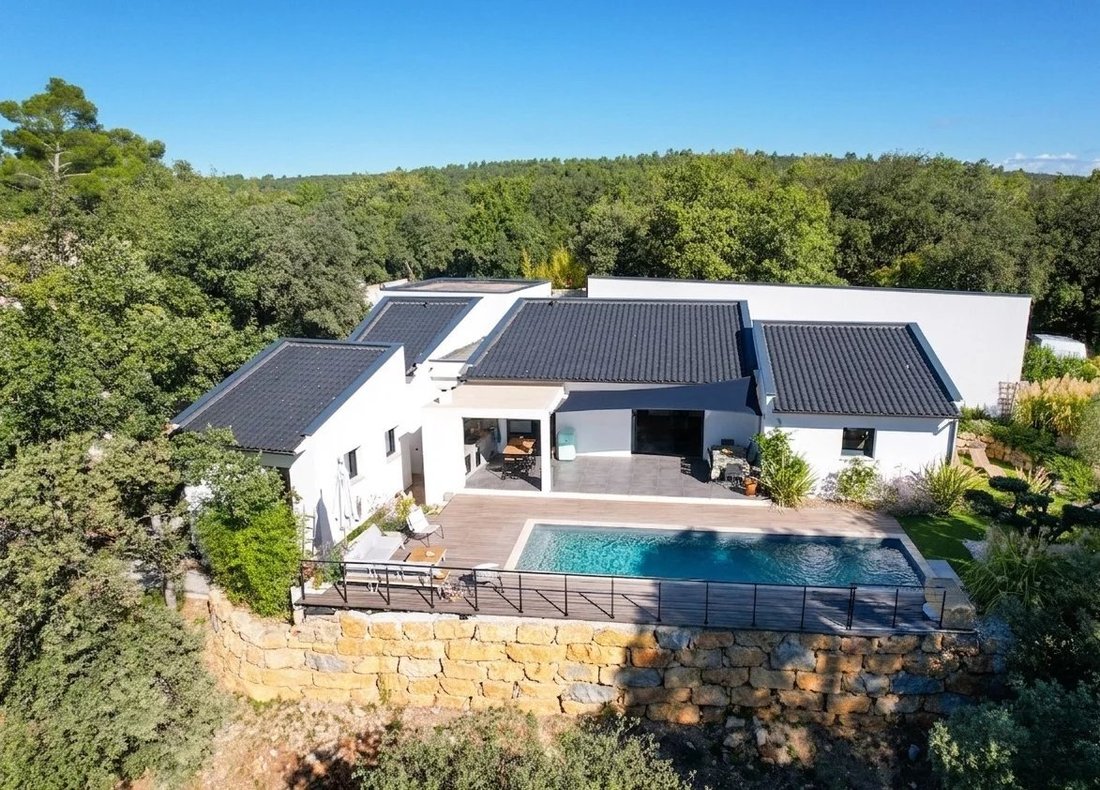 Villa in Brignoles, Provence-Alpes-Côte d'Azur, France 3 - 15345541