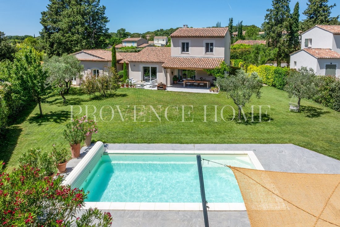 House in Saumane-de-Vaucluse, Provence-Alpes-Côte d'Azur, France 1 - 18182533