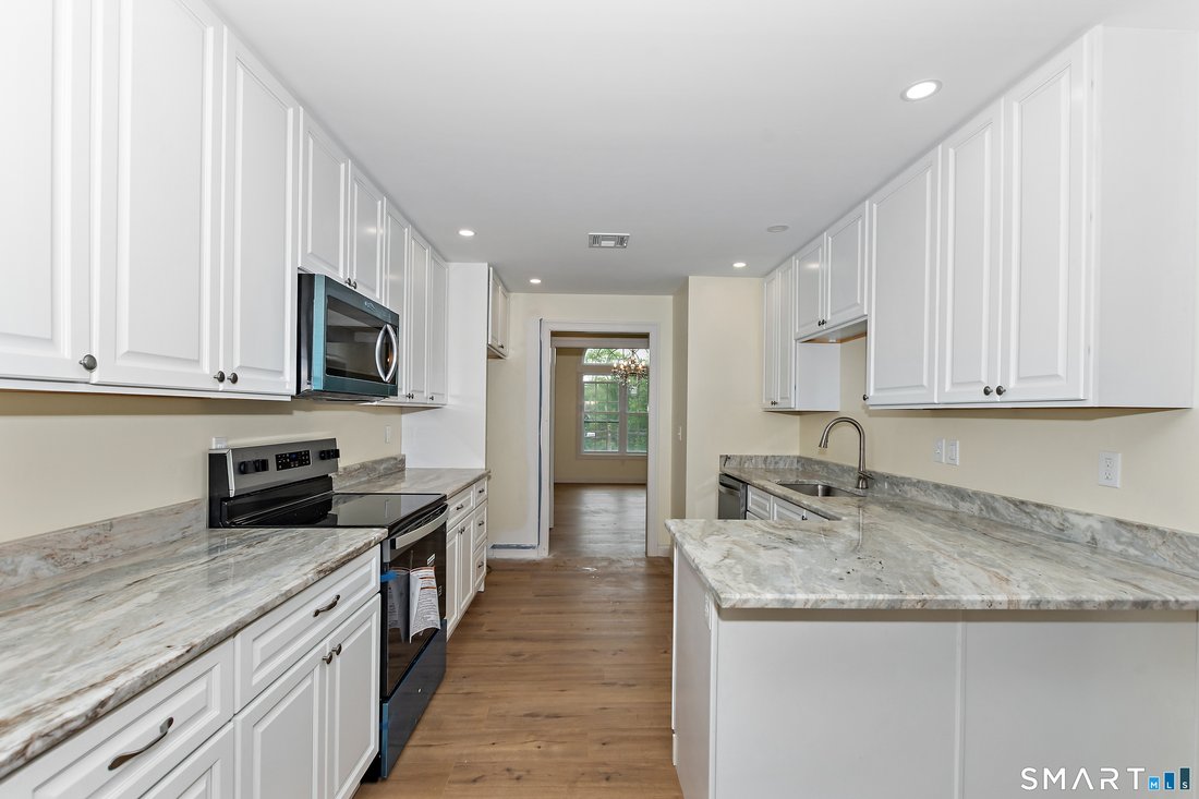 House in Griswold, Connecticut, United States 3 - 18160397