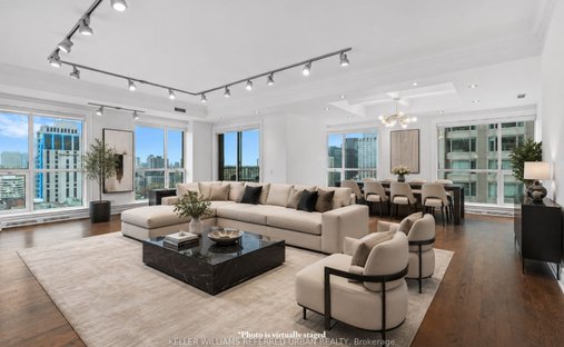 Condo in Toronto, Ontario, Canada 1