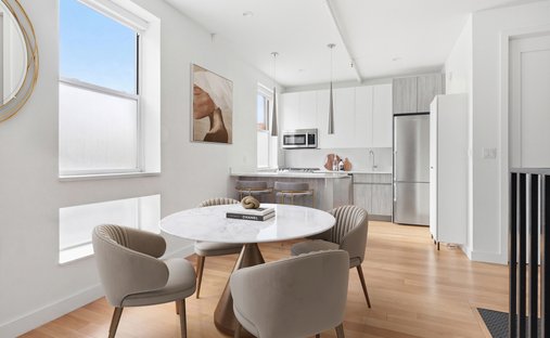Condo in New York, New York, United States 1