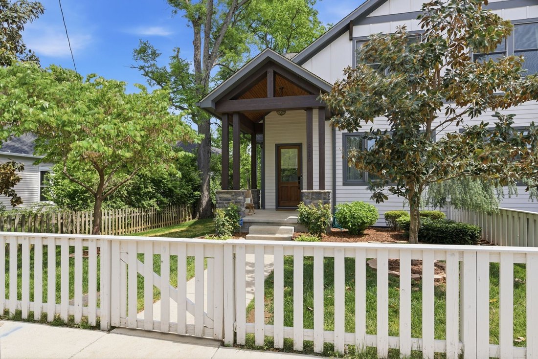 Co Op in Nashville, Tennessee, United States 3 - 18183802