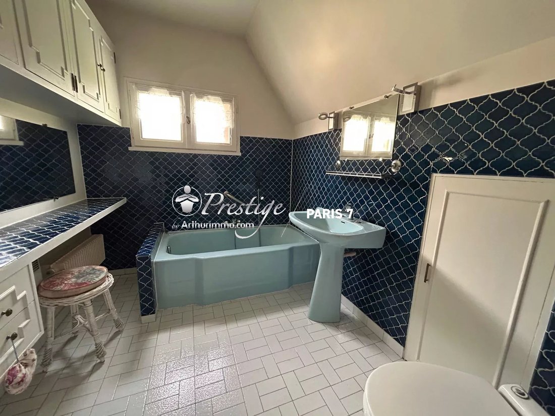 House in Centre Ville-Tour du Lac, Enghien-les-Bains, France 4 - 18130083