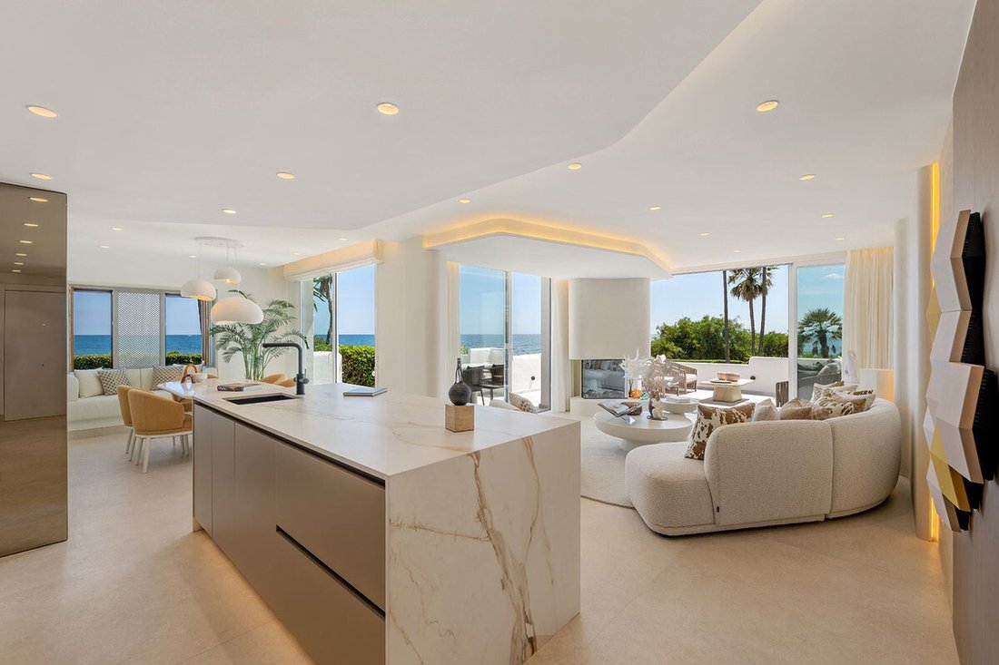 Apartment in Estepona, Andalusia, Spain 3 - 18182284
