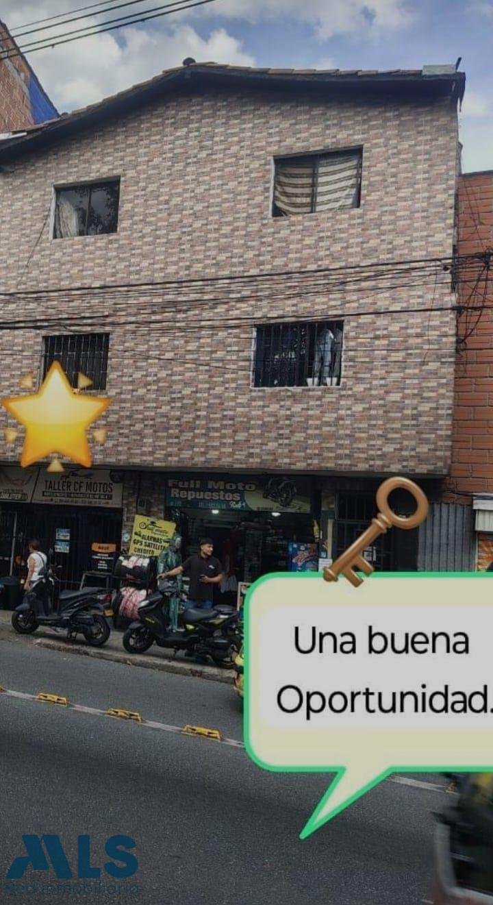 House in Medellín, Antioquia, Colombia 1 - 18182221