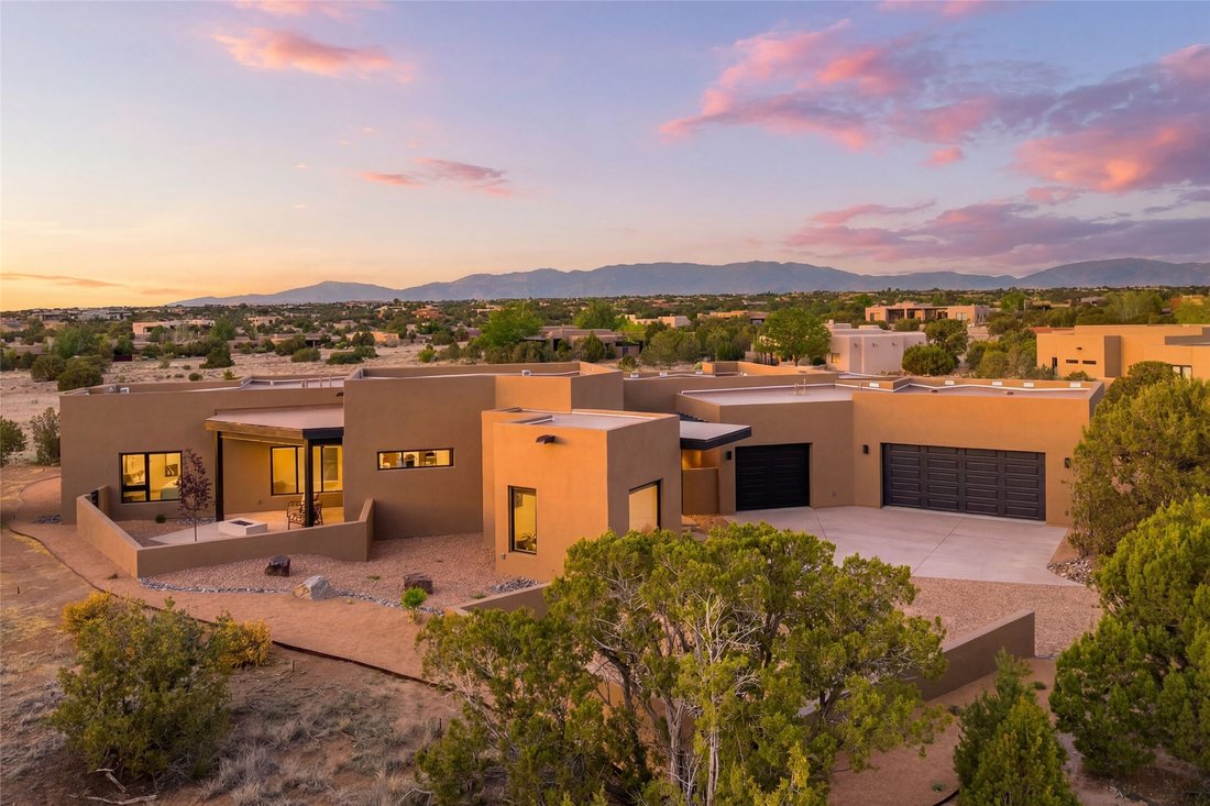 House in Santa Fe, New Mexico, United States 1 - 18182717