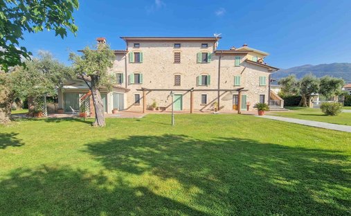 Casa en Strettoia-Capezzano-Valdicastello, Pietrasanta, Toscana 1