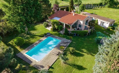 Casa a Estoher, Occitania, Francia 1