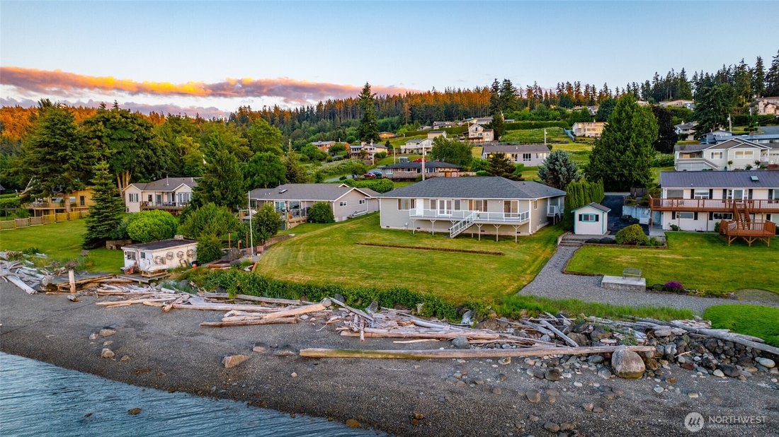 Oak Harbor, Washington, United States 4 - 18181682