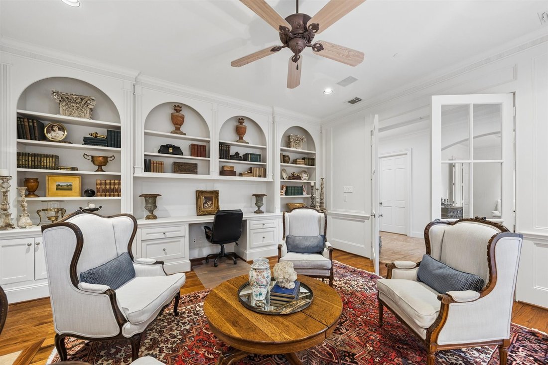 House in Houston, Texas, United States 5 - 18182583