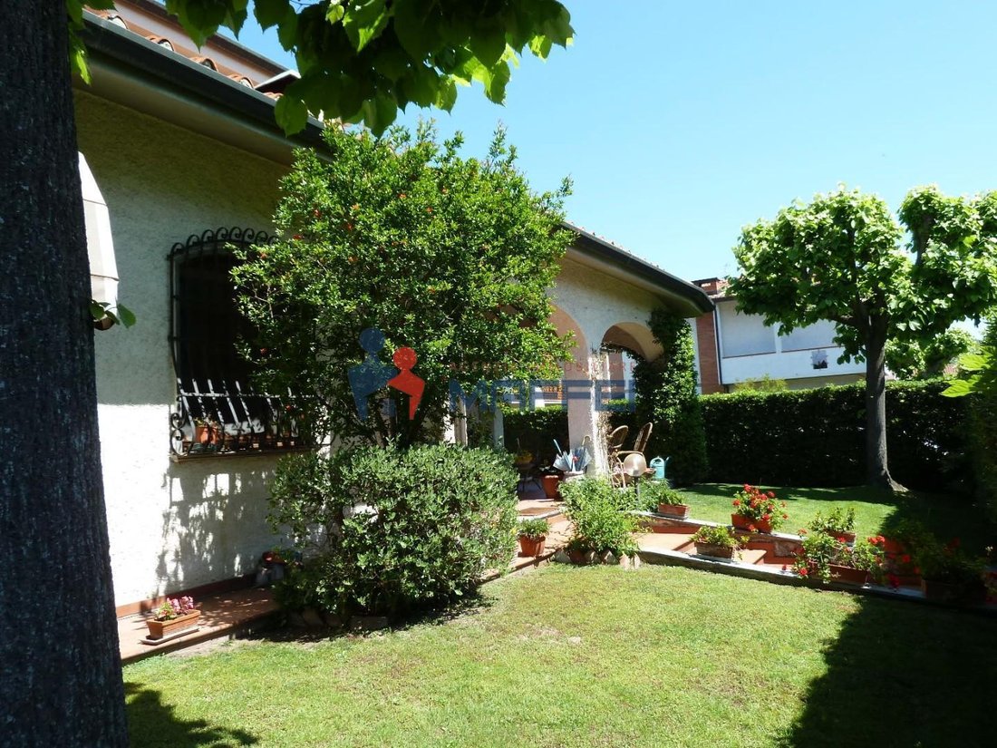 Villa in Darsena - Ex Campo di Aviazione, Viareggio, Tuscany 5 - 18184512