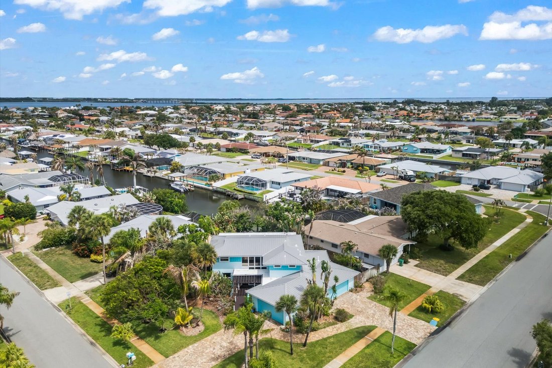 House in Indian Harbour Beach, Florida, United States 5 - 18183132
