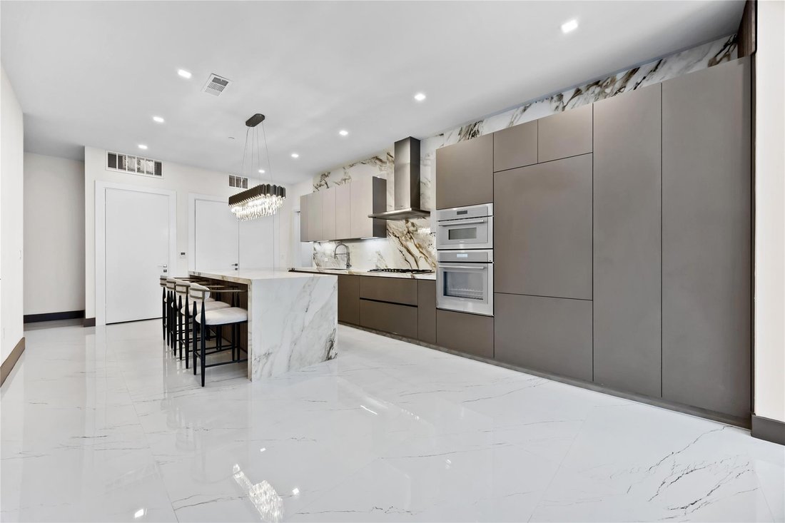 Condo in Houston, Texas, United States 5 - 18185112