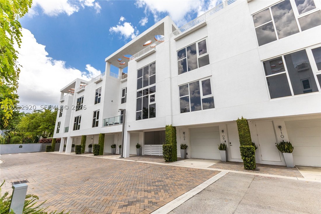 Condo in Miami, Florida, United States 2 - 18113098