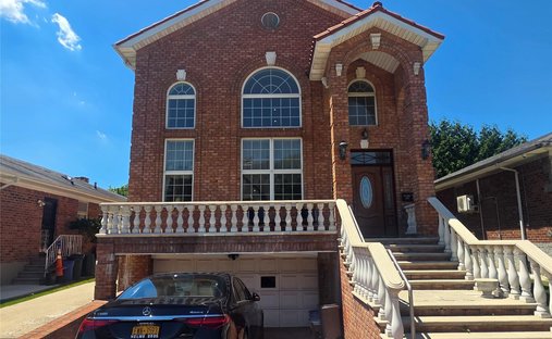 House in New York, New York, United States 1