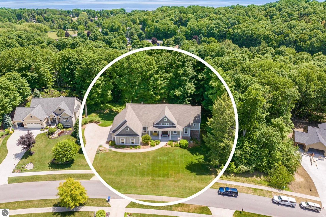 House in Garfield Township, Michigan, United States 5 - 18183262