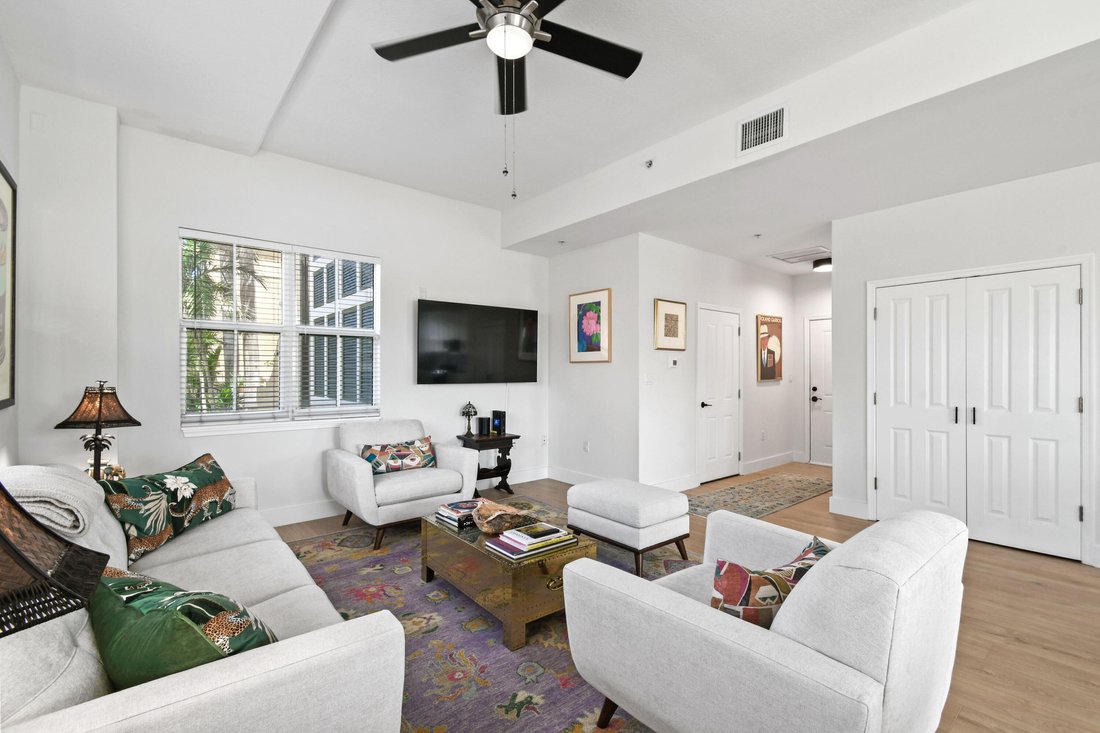 Condo in West Palm Beach, Florida, United States 1 - 18182360