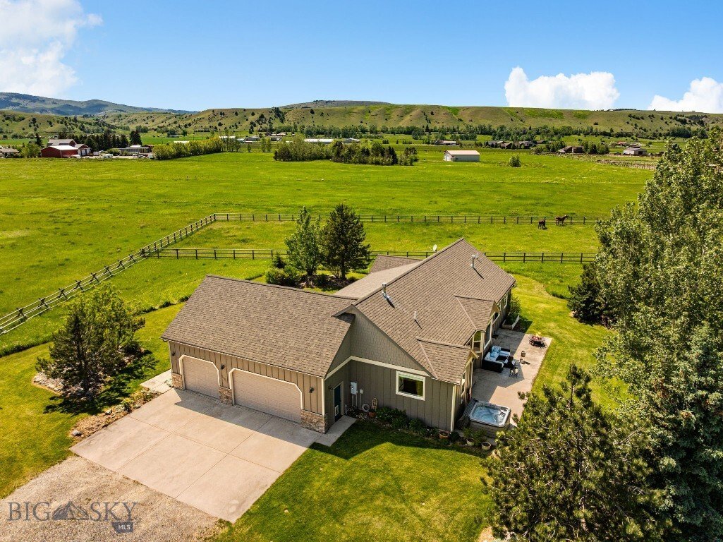 House in Gallatin Gateway, Montana, United States 4 - 18181680
