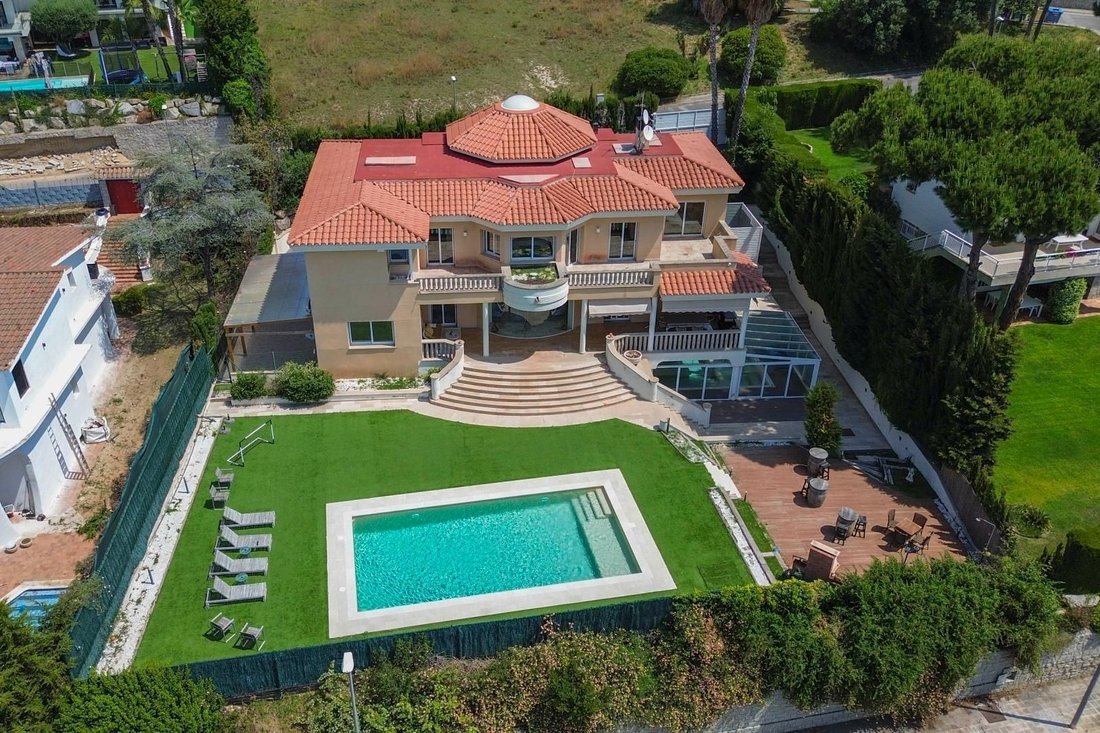 Villa in Alella, Catalonia, Spain 3 - 18185488