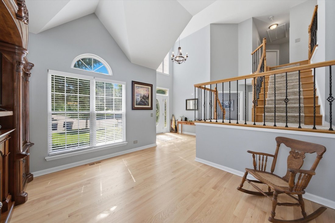 House in Geneva, Illinois, United States 3 - 18184527