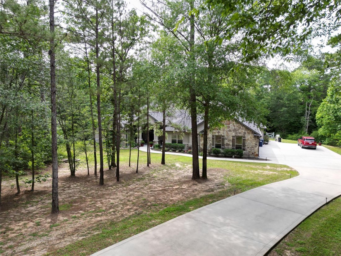 House in Huntsville, Texas, United States 3 - 17628697