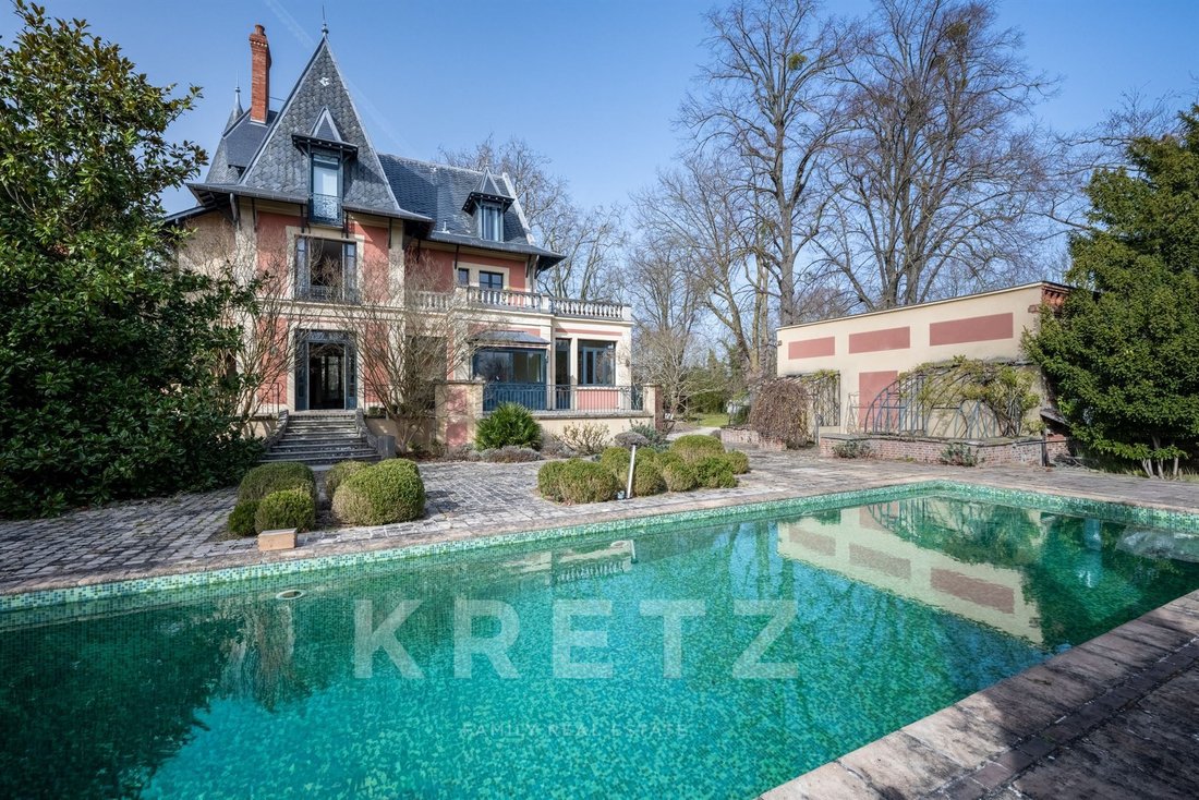 House in Bord de Seine-Les Martinets, Rueil-Malmaison, France 4 - 18185427