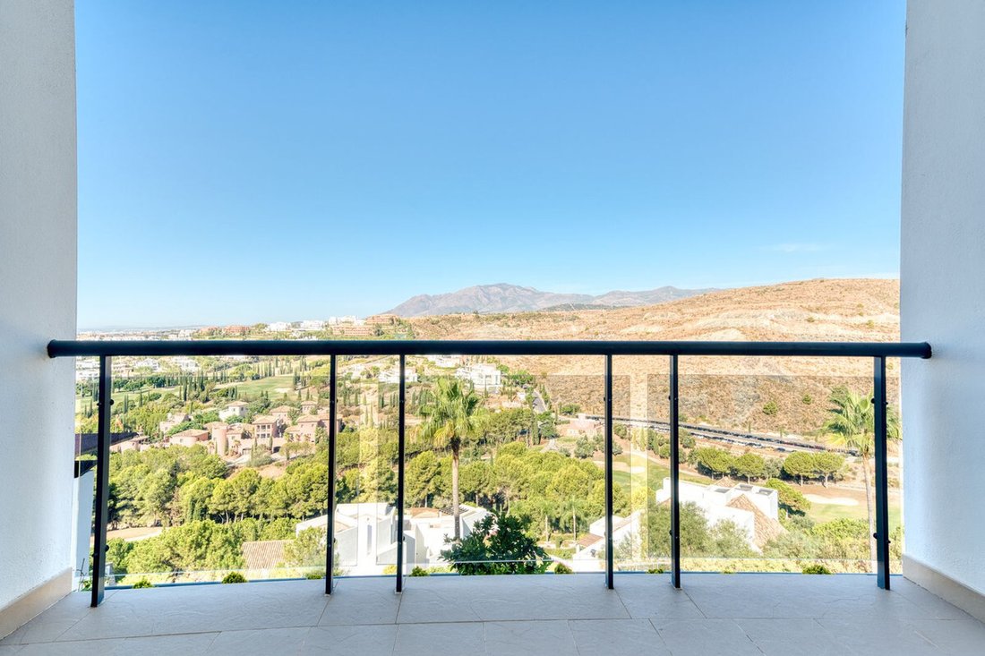 Apartment in Benahavis, Andalusia, Spain 2 - 18182643