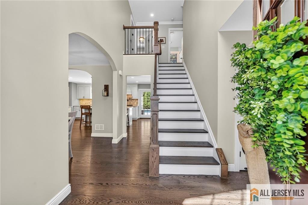 House in Woodbridge Township, New Jersey, United States 4 - 18184425