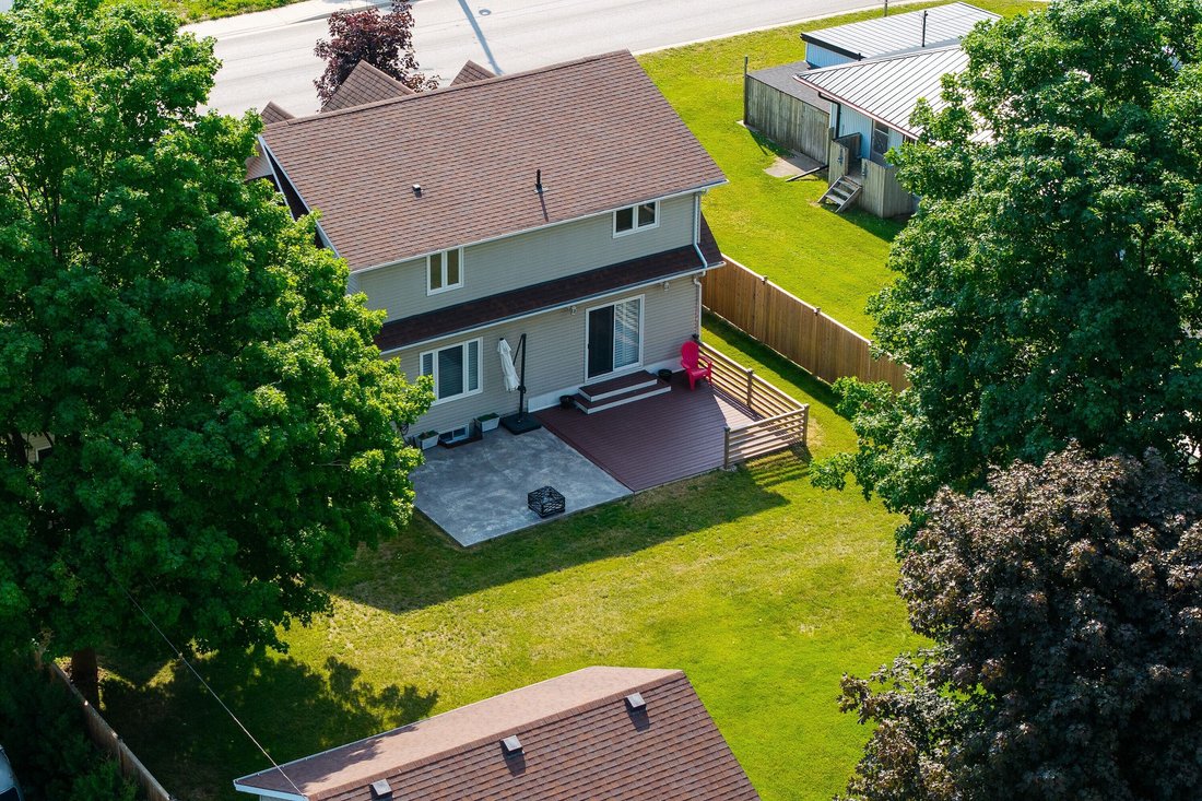 House in Creemore, Ontario, Canada 2 - 17406401