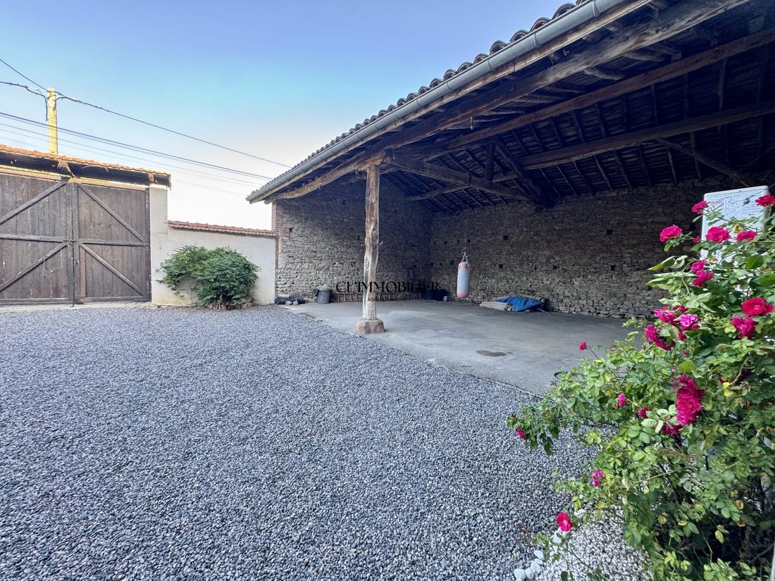 House in Saint-Bonnet-les-Oules, Auvergne-Rhône-Alpes, France 3 - 18186080