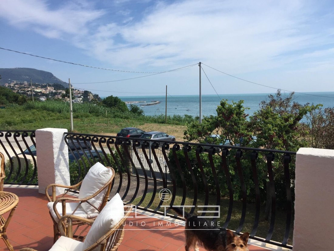Villa in Numana, Marche, Italy 1 - 18185644