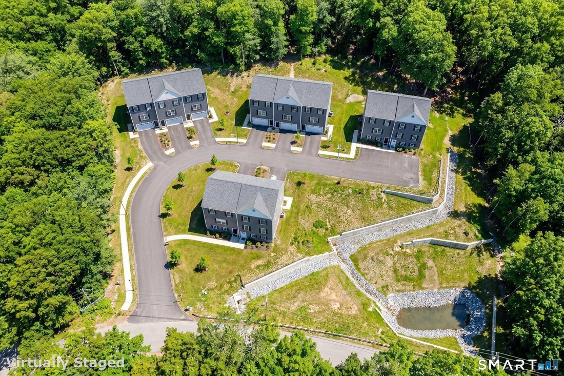 Condo in Putnam, Connecticut, United States 1 - 17015170