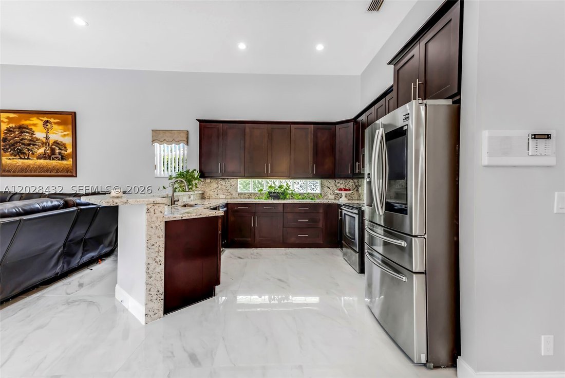 House in Southwest Ranches, Florida, United States 5 - 18184080