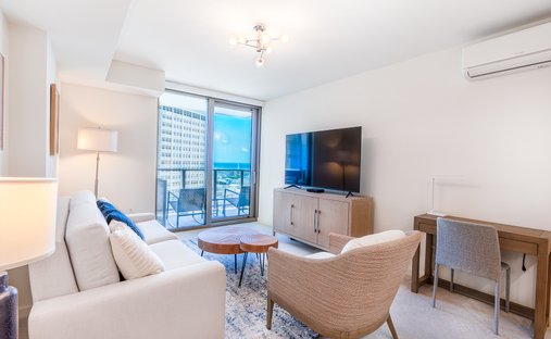 Condo in Honolulu, Hawaii, United States 1