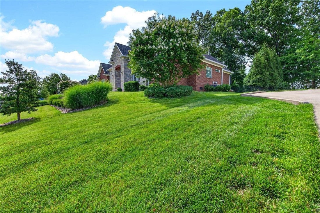 House in Bowling Green, Kentucky, United States 4 - 18184405