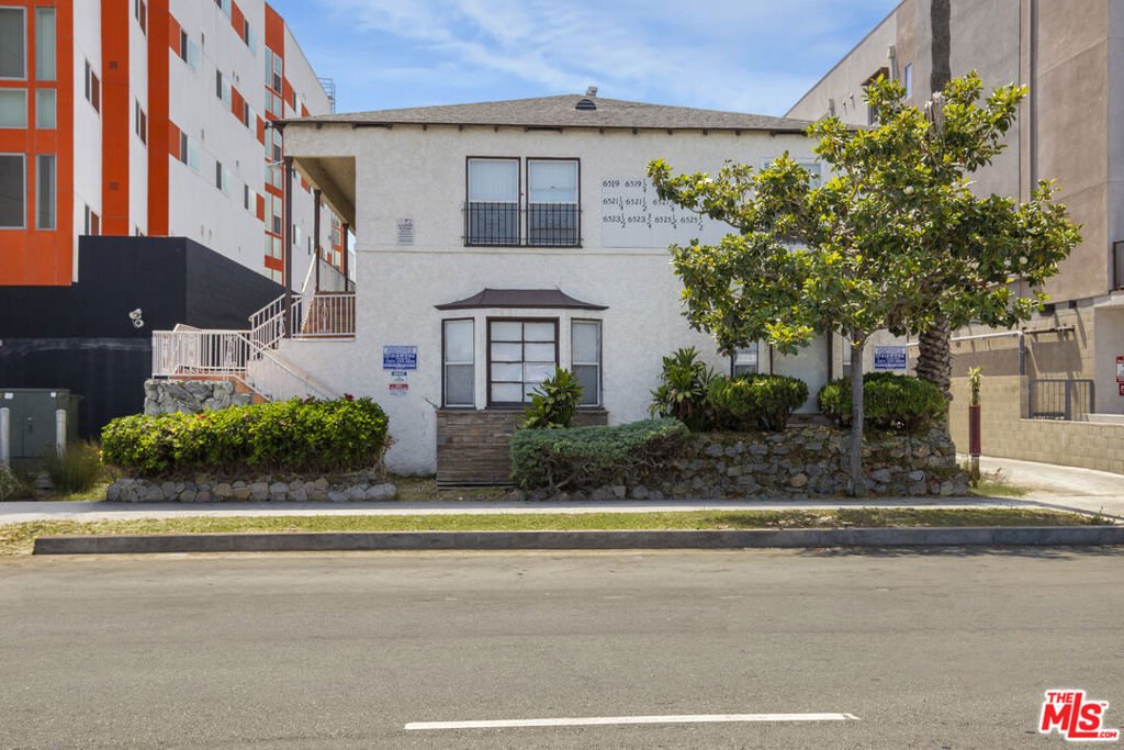 Los Angeles, California, United States 2 - 18184999