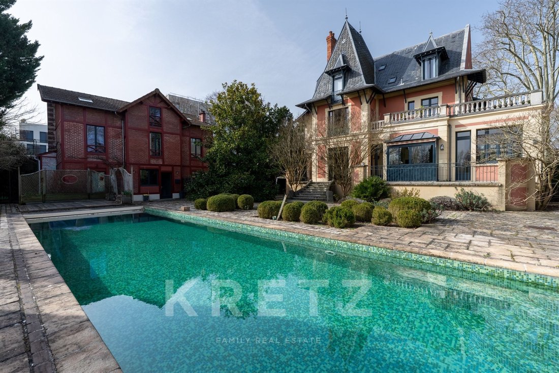 House in Bord de Seine-Les Martinets, Rueil-Malmaison, France 1 - 18185427