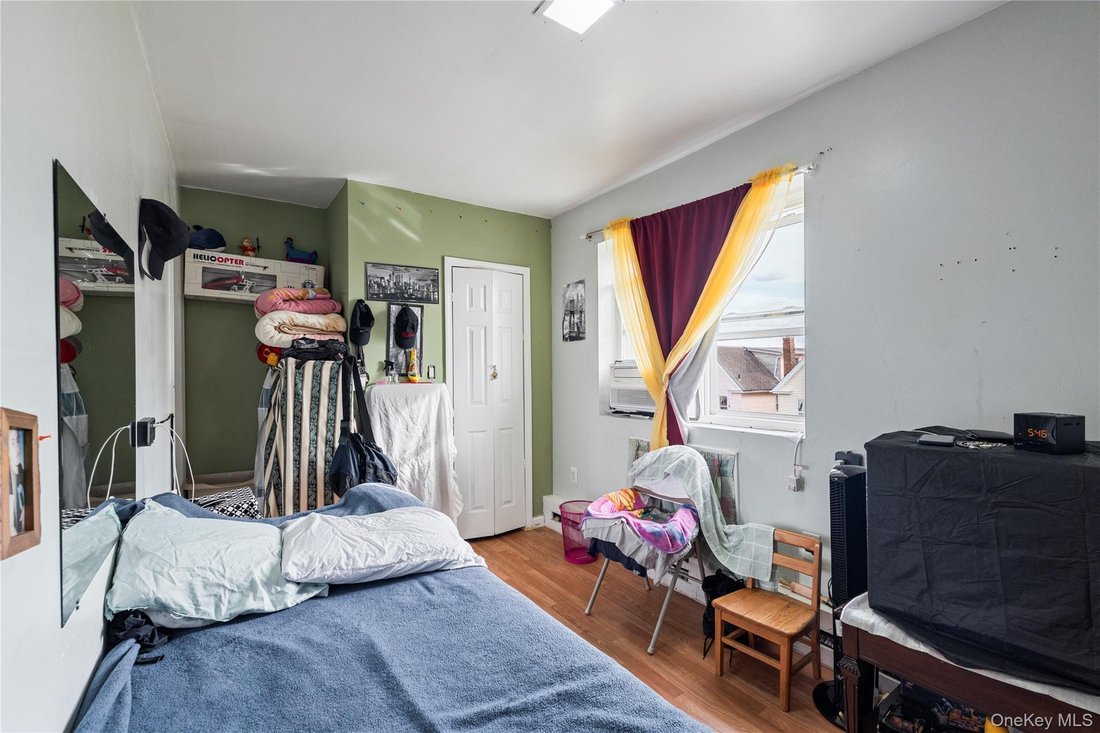 House in New York, New York, United States 5 - 18029816